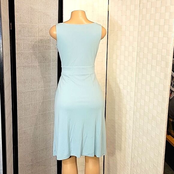 BRAND NEW ANN TAYLOR LOFT SLEEVELESS SHEATH DRESS - Picture 5 of 13